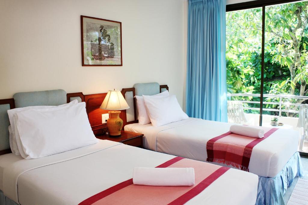 Baan Pron Phateep Patong Exterior foto