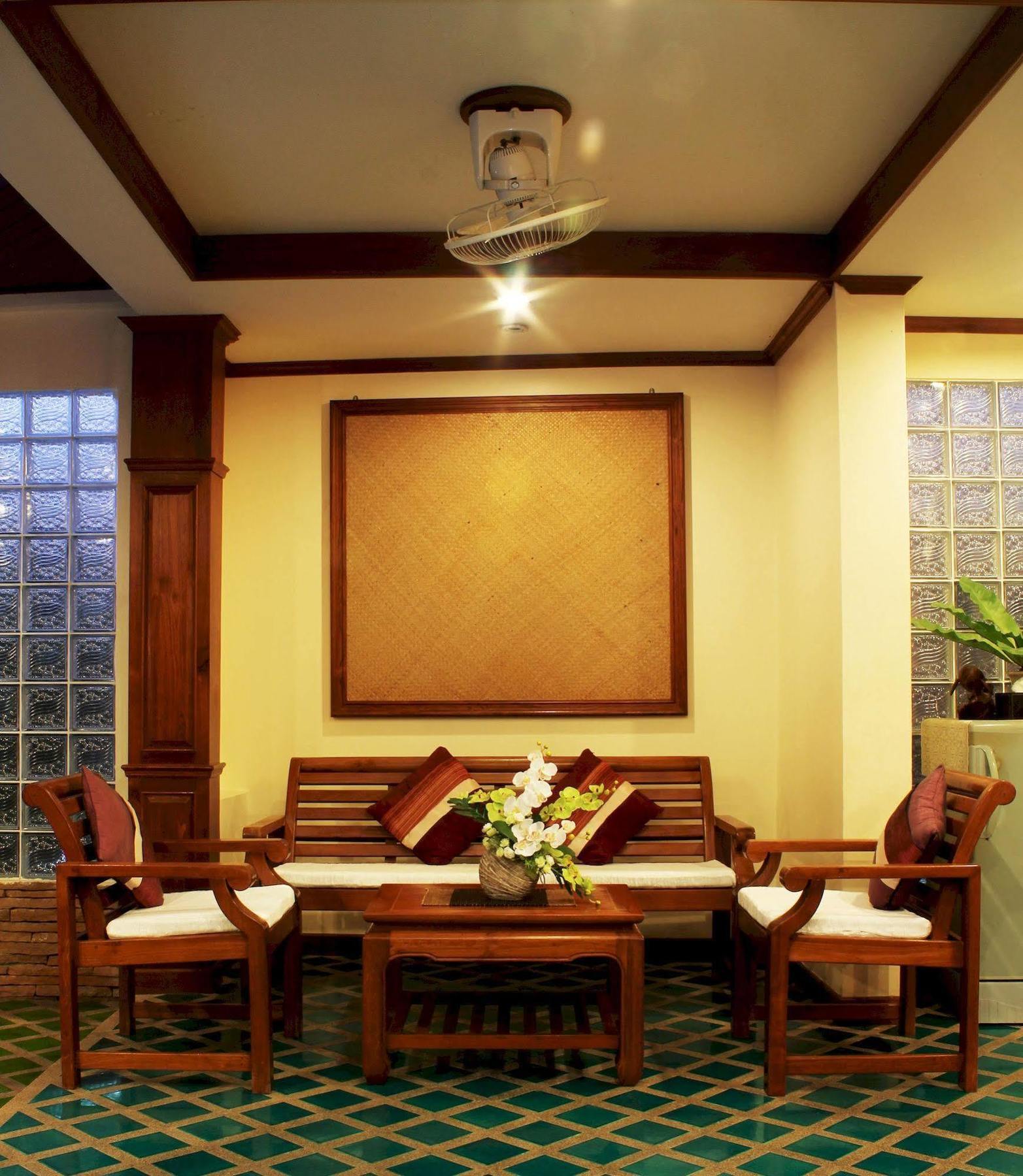 Baan Pron Phateep Patong Exterior foto